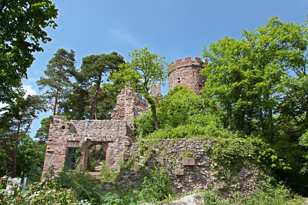 ribeauville hdr france frankrijk elzas vogezen vosges haut-rhin haut rhin Sinnplatz kasteel chateau Girsberg Saint Ulrich Haut-Ribeaupierre